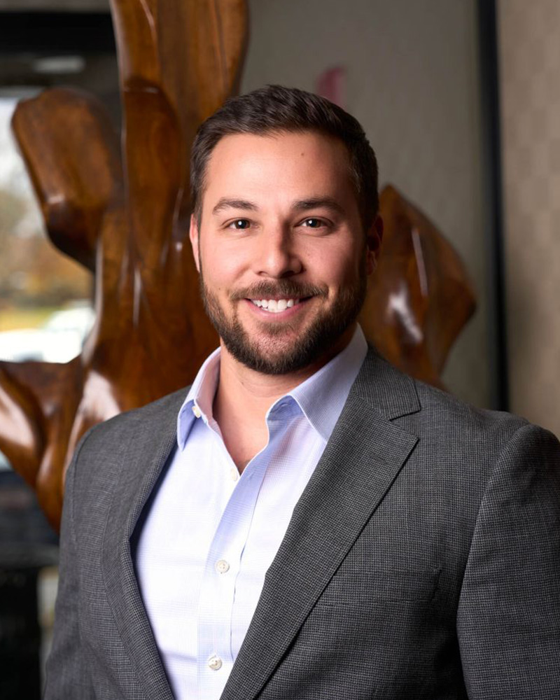 Chris-R Vania Yague, M.A.